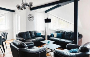 Cozy Home In Pobierowo With Wifi